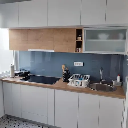 Tesla - Lovely 2 Bedroom Belgrade