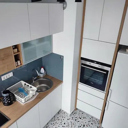 Tesla - Lovely 2 Bedroom Belgrade